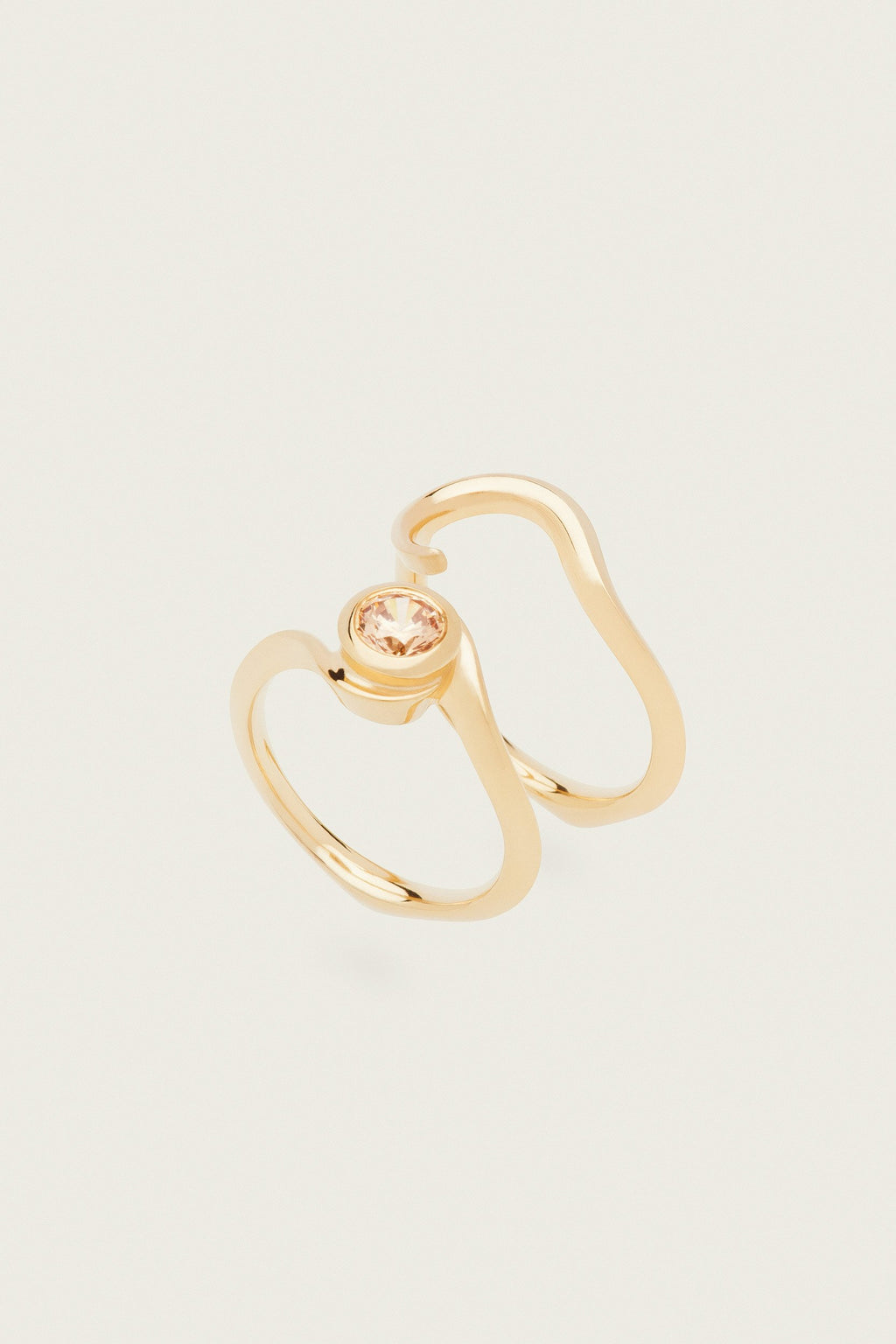 The Darya Embrace Ring in 2 separate parts