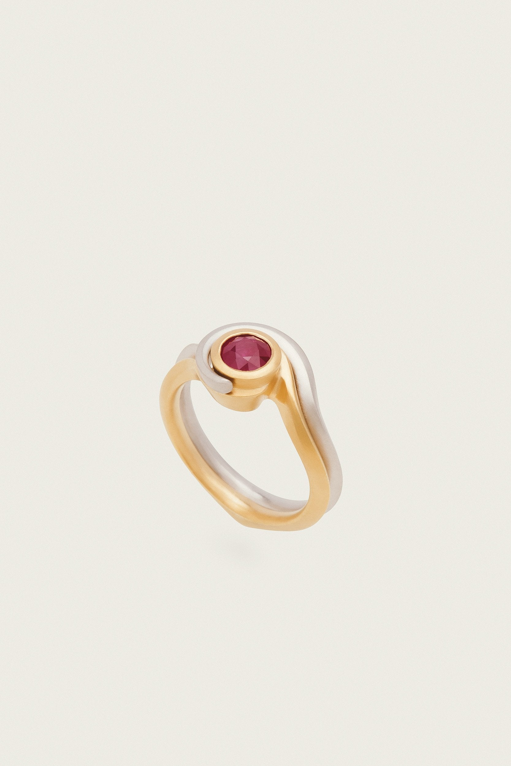 Darya Embrace Ring from Moznabi Jewellery