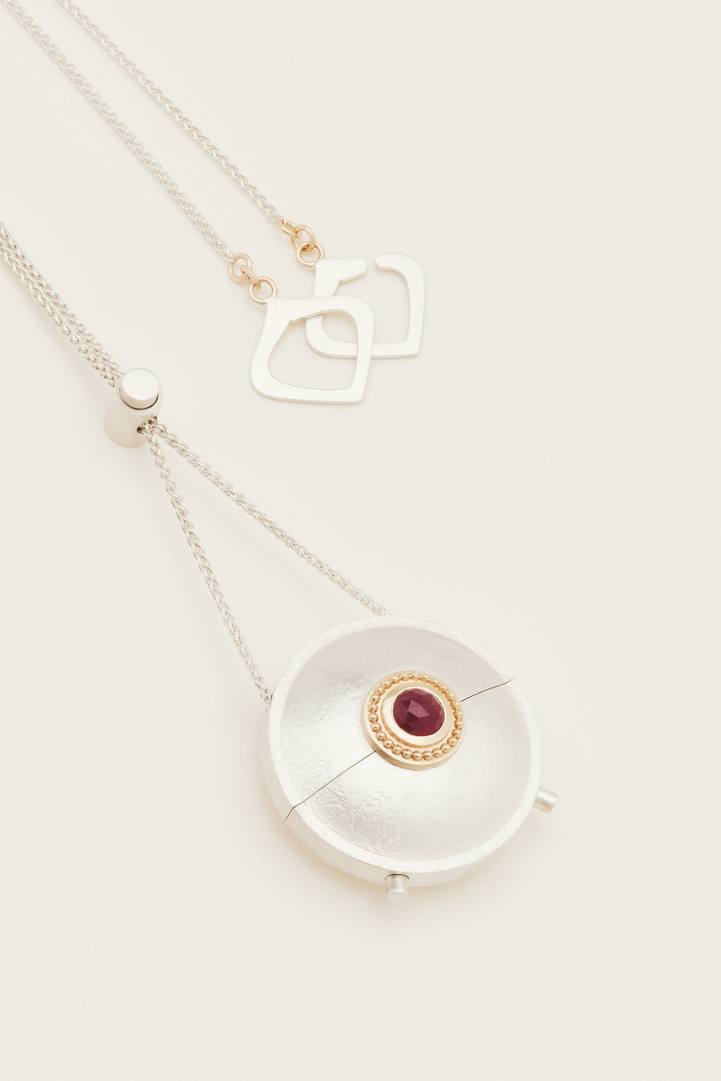 Large Darya Locket