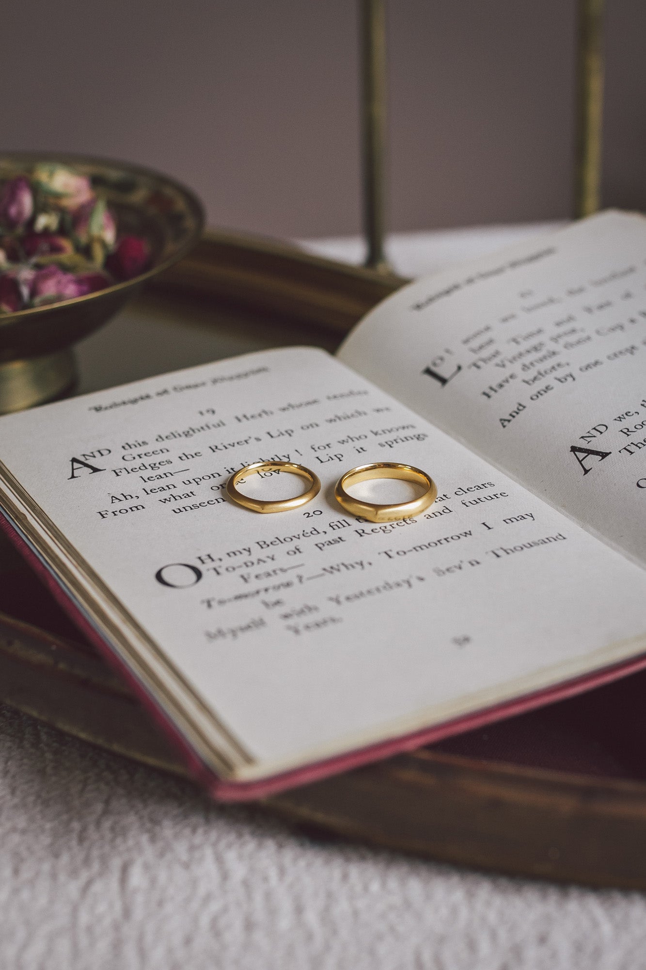 Aroosi Wedding Bands