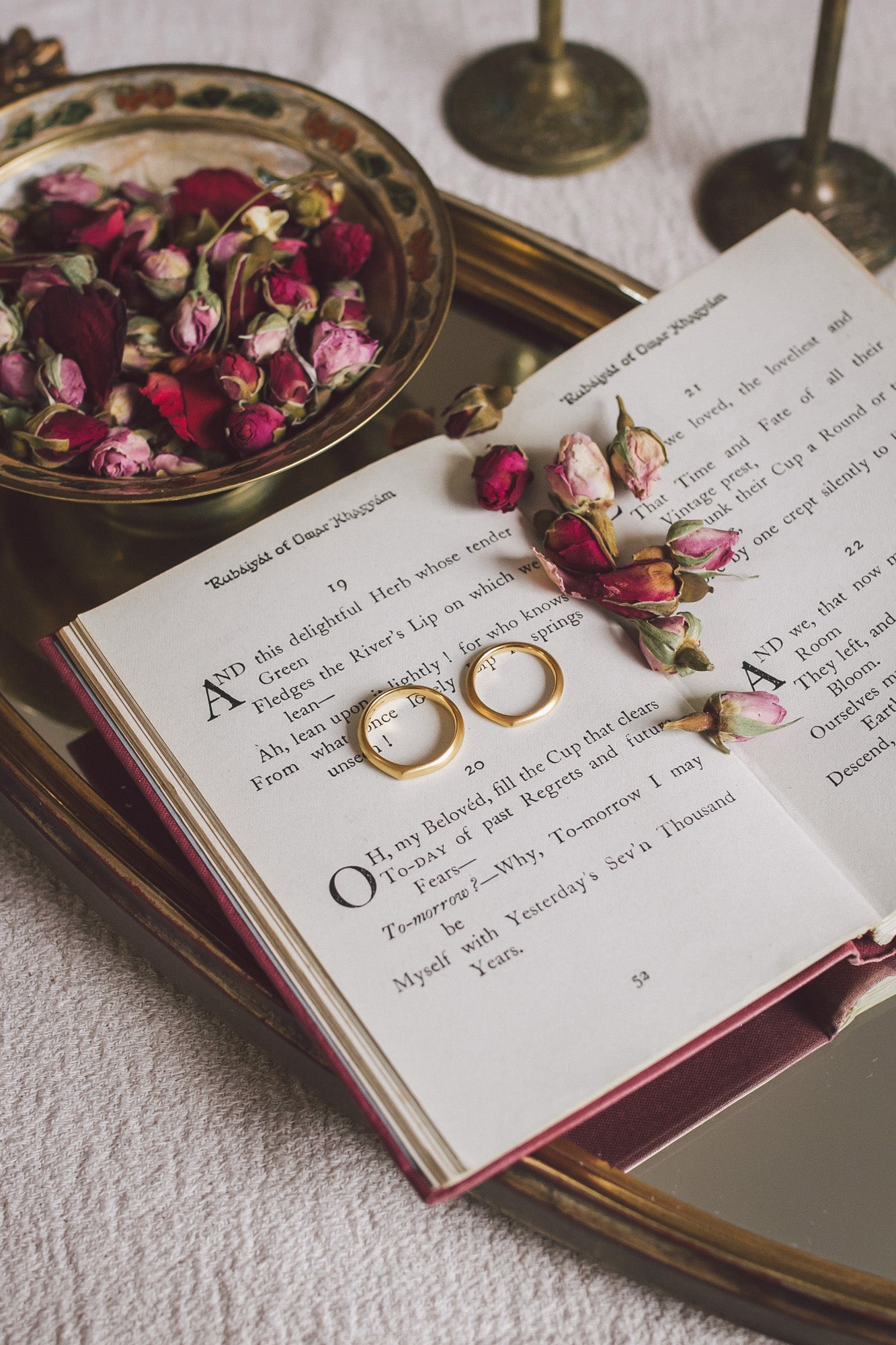 Aroosi Wedding Bands