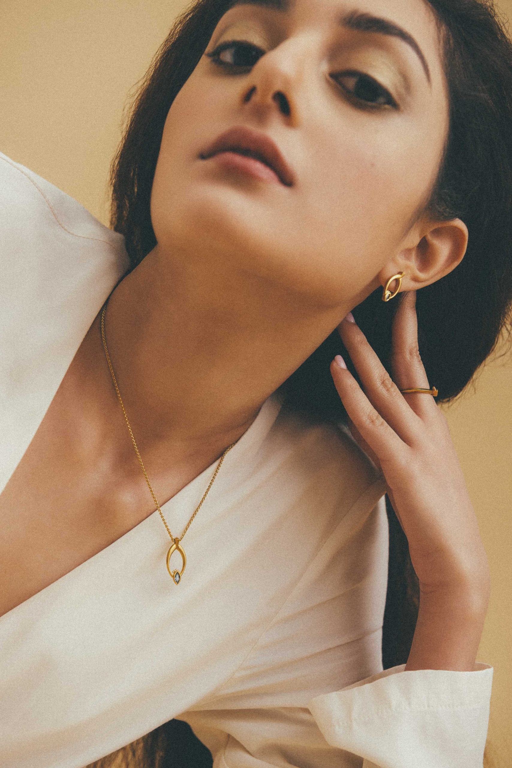Moznabi jewellery, rahavard collection, goldsmith, gold, silver, diamond, ruby, 18k, 9k, roxy moznabi, persian jewellery, iran, roxanna moznabi, pellegrini e costache, saintloupe