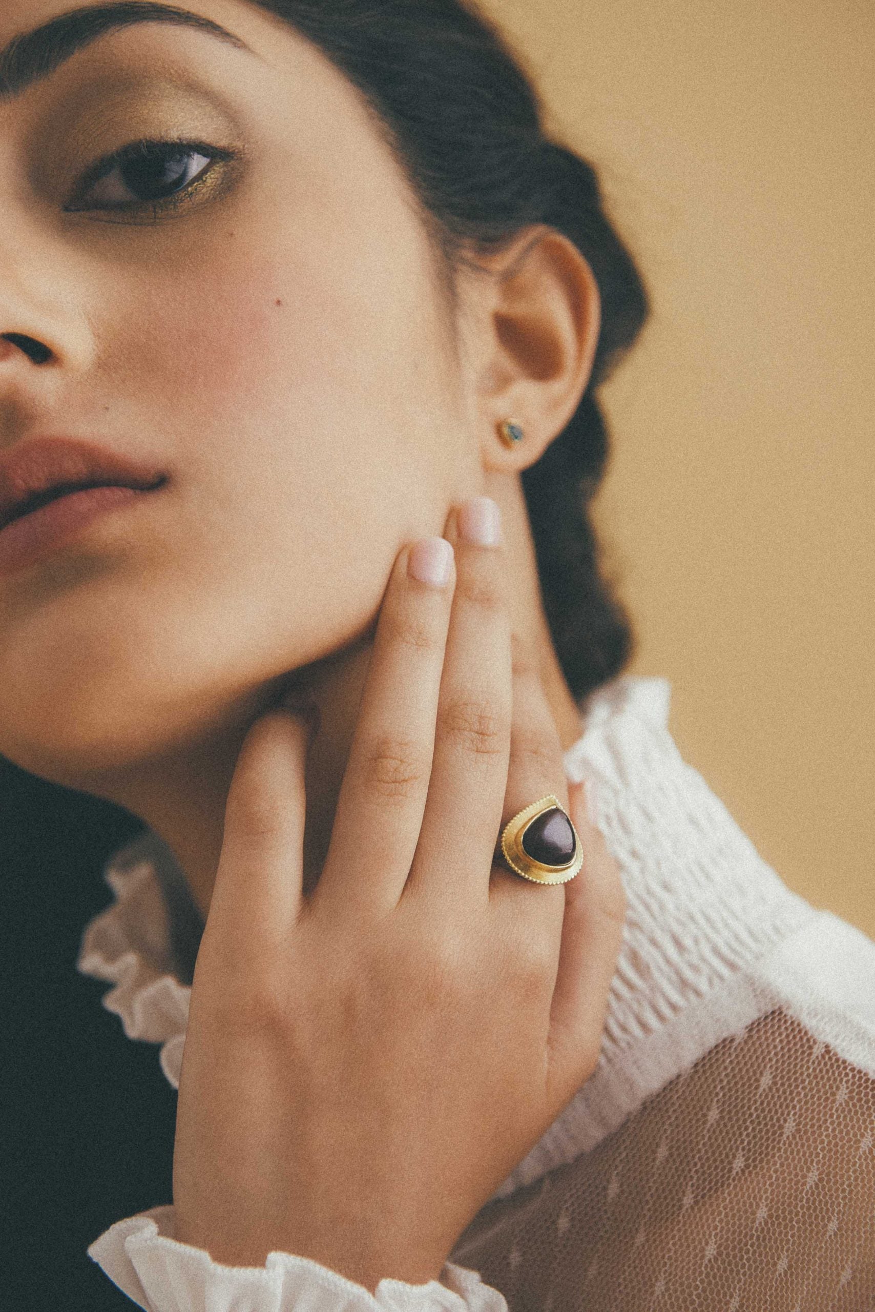 Moznabi jewellery, rahavard collection, goldsmith, gold, silver, diamond, ruby, 18k, 9k, roxy moznabi, persian jewellery, iran, roxanna moznabi, pellegrini e costache, saintloupe
