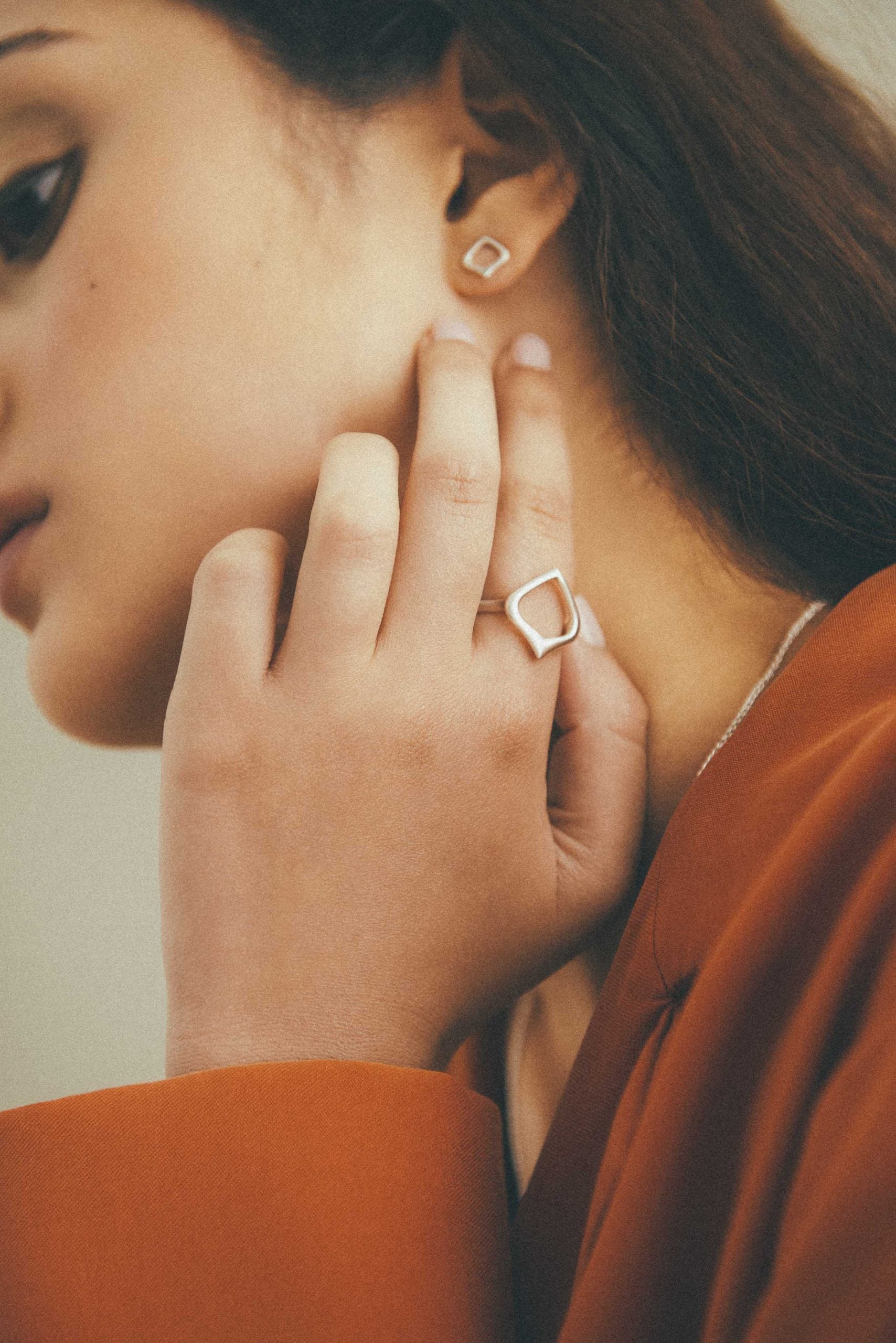 Moznabi jewellery, rahavard collection, goldsmith, gold, silver, diamond, ruby, 18k, 9k, roxy moznabi, persian jewellery, iran, roxanna moznabi, pellegrini e costache, saintloupe